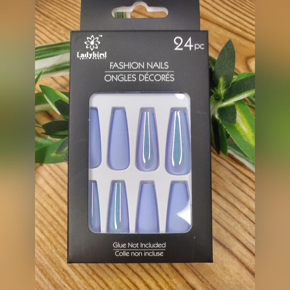 Lady Bird Fashion  Nails Blue Set Of 24 Glue Not Included